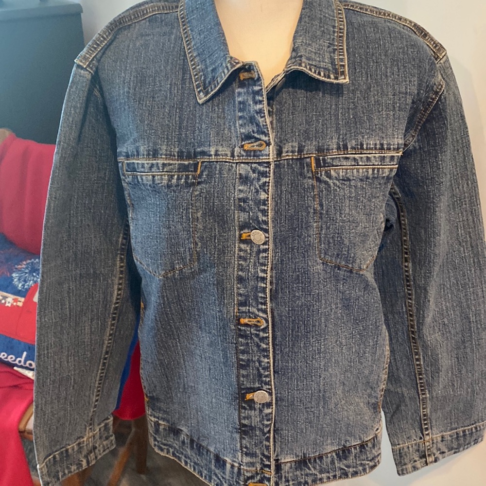 Sz 2 Jean jacket Chico’s